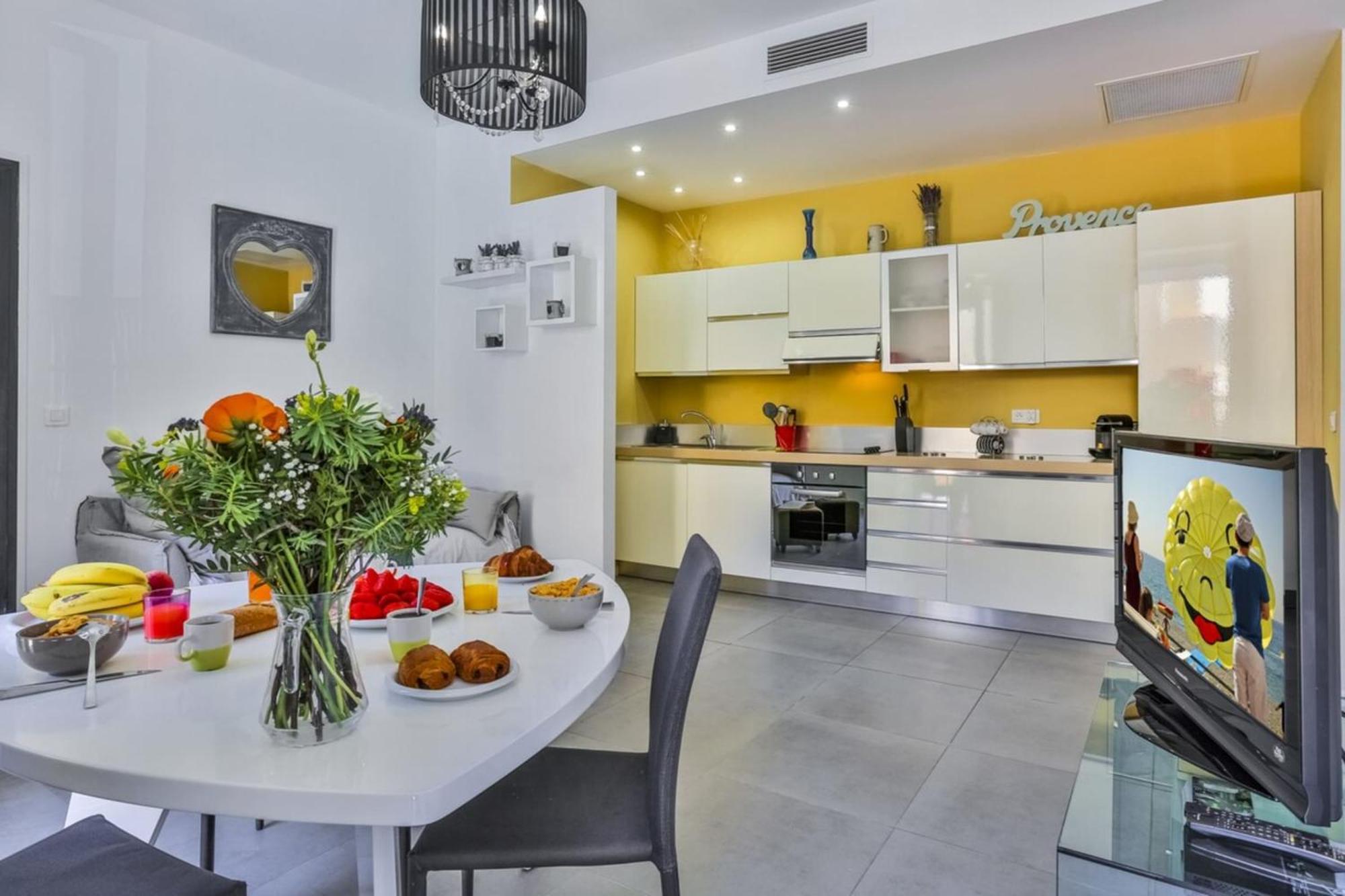 ניס France 82 D - 2 Rooms - Terrace - 1 Min To The Sea מראה חיצוני תמונה
